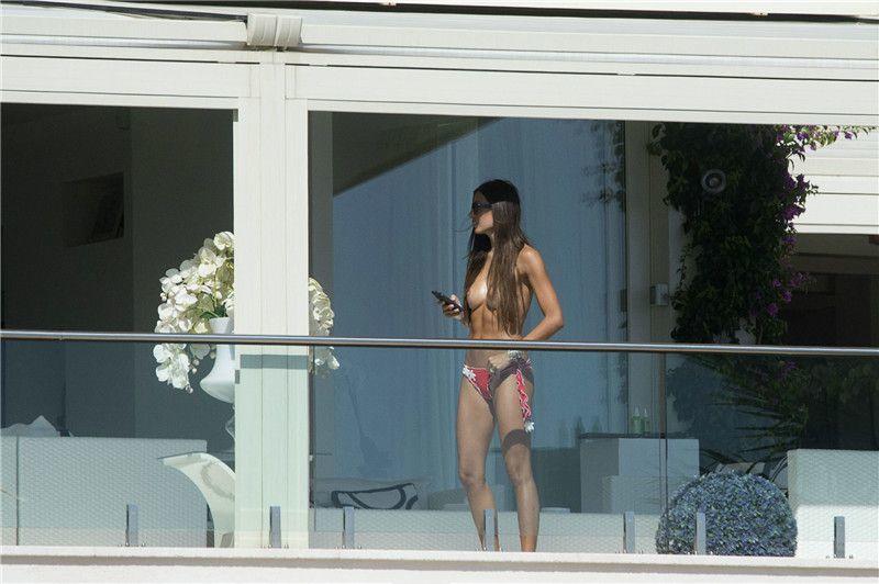 Elisabetta Gregoraci - Topless on a balcony in Porto Cervo 072816   (6).jpg