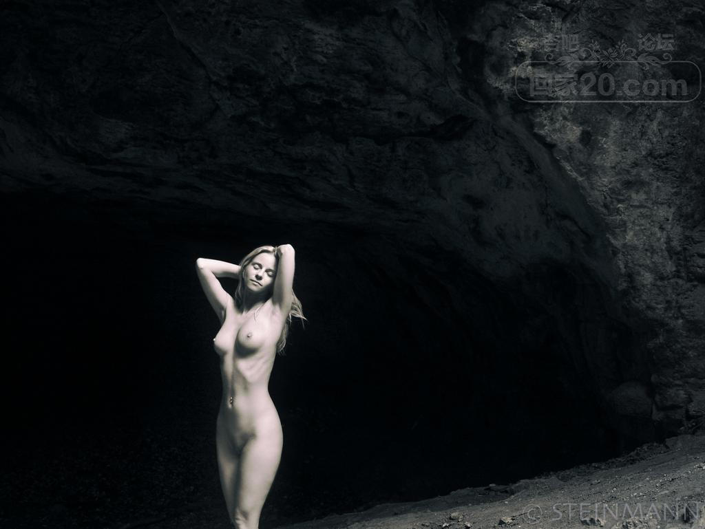 Cave girl II by artinkl on DeviantArt.jpg