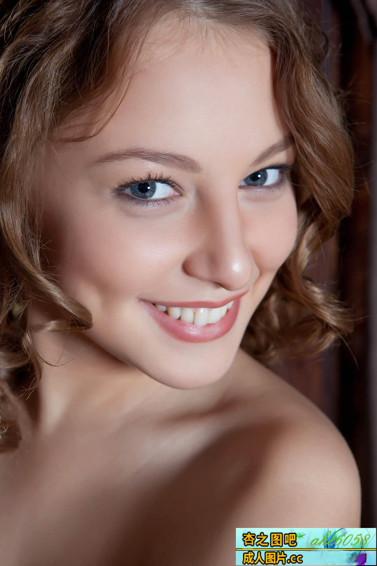 MetArt_Petite_Nikia_A_by_Rylsky_high_0124.jpg.jpg