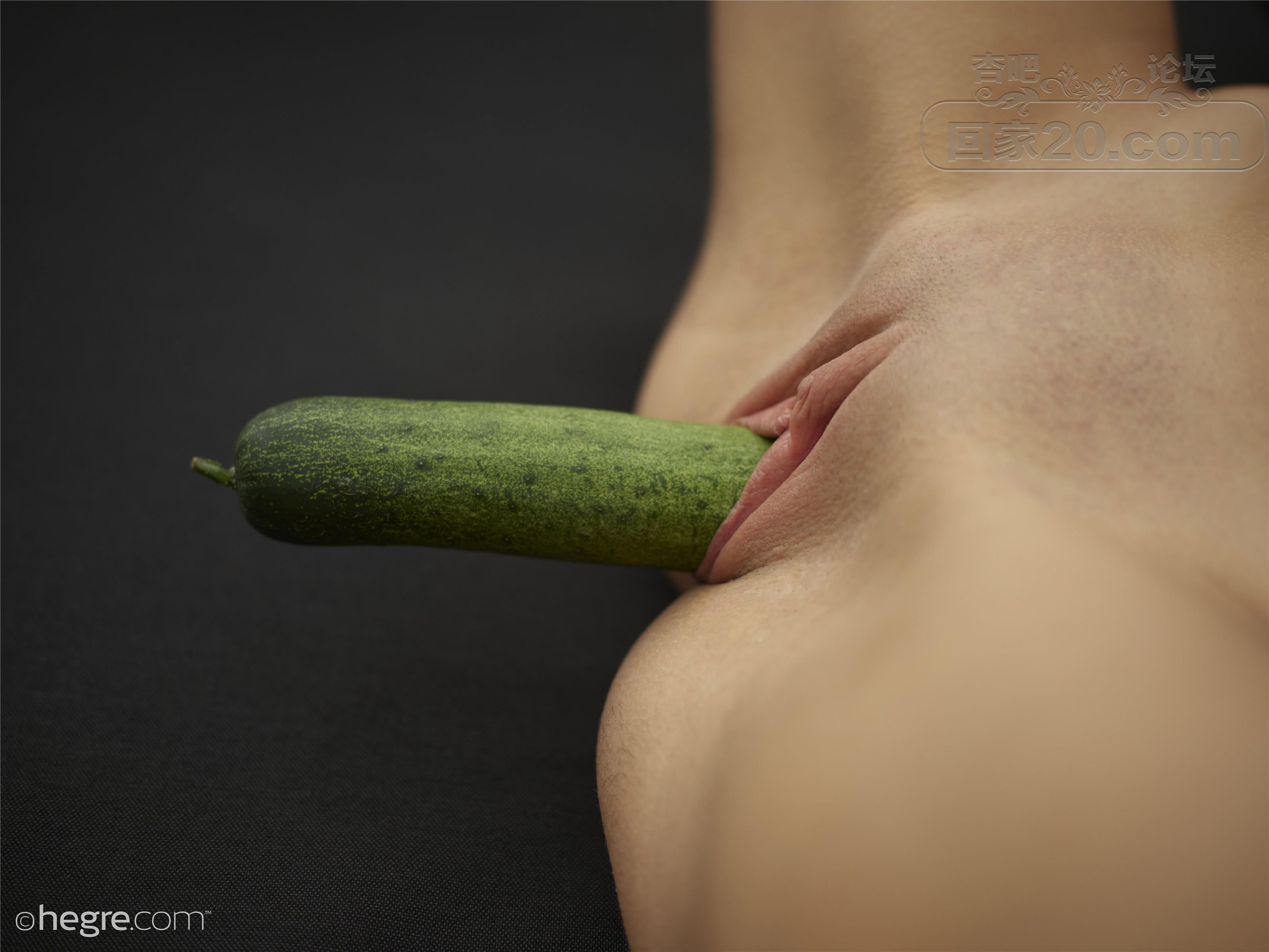 marta-vegan-vagina-21-14000px.jpg