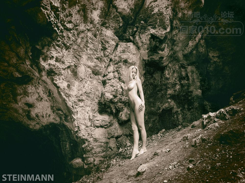 Cave girl by artinkl on DeviantArt.jpg