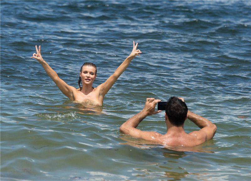 Joanna Krupa - topless, at the beach in Miami - 060815  (10).jpg