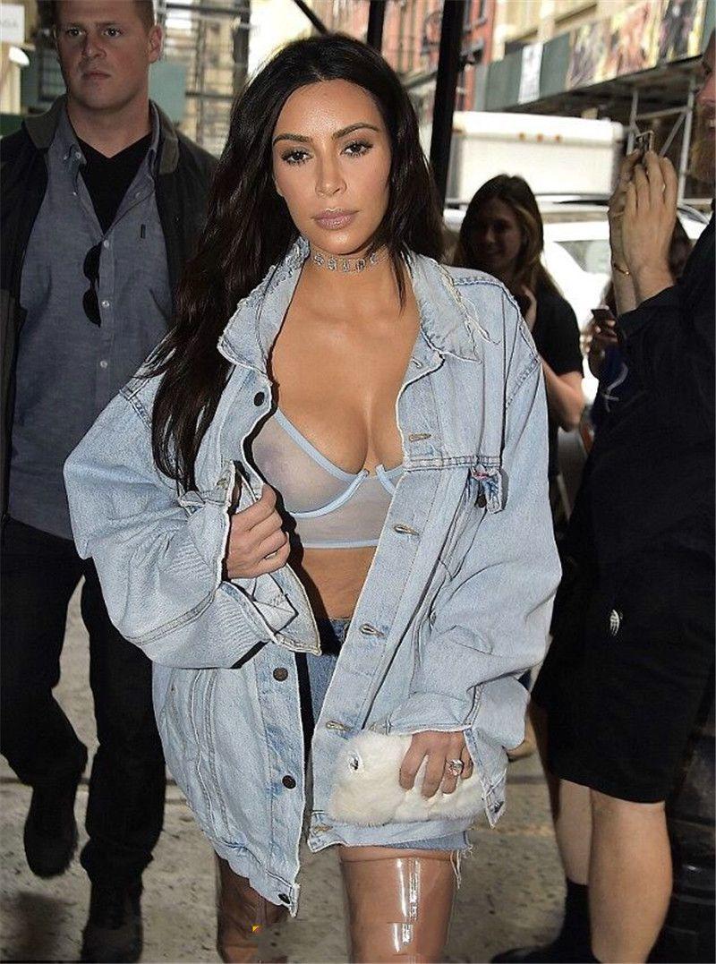 Kim Kardashian - Out in New York City 090616  (1).jpg