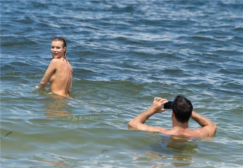 Joanna Krupa - topless, at the beach in Miami - 060815  (14).jpg